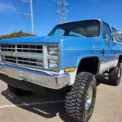 1985 Chevrolet  K5 blazer DURAMAX 6.6  AUTOMATIC TRANS