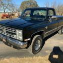 1985 Chevrolet Pickup Restored K10 1/2 ton Fleetside 4 x 4 p/u 5.7 700-R 8211 Mi