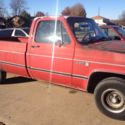 1985 chevy c10 (GMC SIERRA)