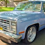 1985 CHEVY C10 SHORT BED EVERY OPTION A/C LOWERED 20&#034; WHEELS CLEAN CARFAX TRUCK!