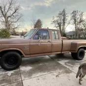 1985 Ford F-250 Brown