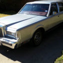 1985 Lincoln Town Car Signature Sedan 4-Door 5.0L