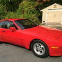 1985 PORSCHE 944 EXCELLENT CONDITION WITH LOW MILAGE.
