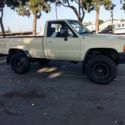 1985 Toyota Pickup turbo diesel 5 speed 4x4