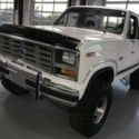 1986 BULL NOSE 4X4 LIFTED SHORTBED V8 XLT LARIAT PICKUP.