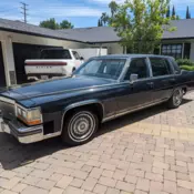 1986 Cadillac Fleetwood Blue BROUGHAM