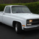 1986 Chevrolet C10 Custom Standard Cab Pickup 2-Door 5.7L Short Bed SWB