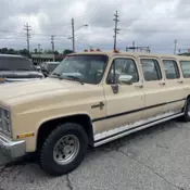 1986 Chevrolet C20 Suburban SUV Brown C2