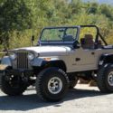 1986 CJ7 Jeep (Fuel injected v8)