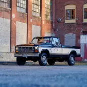 1986 ford f-250 4x4. Rust Free. Clean Carfax. West-Coast truck from WA.