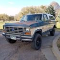 1986 Ford F250 6.9 Liter Diesel 4X4 Truck