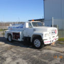 1986 FORD F600 750 GALLON AVGAS REFUELER