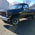 1986 GMC Sierra Classic 4x4 head turner!