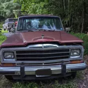 1986 Jeep Grand Wagoneer SUV Red