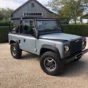 1986 Land Rover Defender 90 - RH Drive, Manual 5 speed 2.5L Diesel