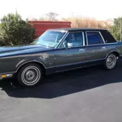 1986 Lincoln Town Car Signature series 4-door 5.0 w/ 59,000 original miles