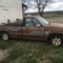 1986 Mazda B2000 truck Motor runs great has brand new tires all else is very old