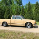 1986 Nissan 720 King Cab mini truck
