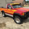 1986 Toyota Pickup 4x4 Custom 22r with AC