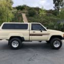 1986 Toyota Pickup original tacoma 4x4 22RE