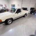 1986 Toyota Pickup Pickup White RWD Automatic 1 TON LONG BED RN55