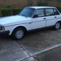 1987 5-Speed Volvo 240 DL 4 Door Sedan