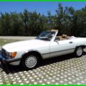 1987 560 SL Carfax certified Excellent condition Soft and hard tops Super clean