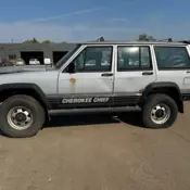 1987 AMC JEEP CHEROKEE CHIEF - PARTS OR RESTORATION - CLEAN TITLE WE SHIP !
