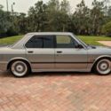 1987 BMW 520i