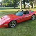 1987 CHEVROLET CORVETTE  WITH LIFT OFF SMOKED GLASS ROOF. A REAL HEAD TURNER !
