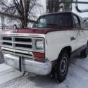 1987 Dodge Ram Charger Custom 107,870 Miles Burgandy and White SUV 8 Cylinder En