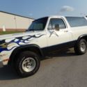 1987 Dodge RAMCHARGER with a 400 automatic - rollbar and grill guard - 4x4
