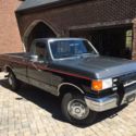 1987 Ford F250 w/ 460 engine & 4 speed manual - low mileage, excellent condition