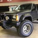 1987 Jeep Comanche 4x4-4.0 I6-Manual Trans-New Tires-Suspension Lift- NO RESERVE