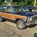 1987 JEEP GRAND WAGONEER AUTOMATIC WITH 4X4 AND 5.9-Litre V-8