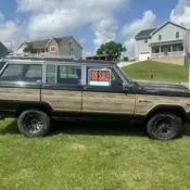 1987 Jeep Wagoneer Black