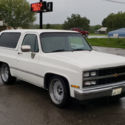 1987 K5 Blazer lowered on Detroit Steel 20s