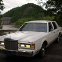 1987 Lincoln Town Car Base Sedan 4-Door 5.0L