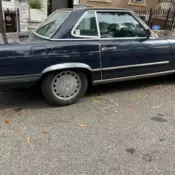 1987 Mercedes 560 SL Dark Blue Convertible