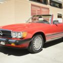 1987 MERCEDES 560 SL . WELL KEPT JUST SERVICED . VERY NICE COLLECTIBLE!!!!!!