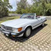 1987 Mercedes-Benz 560-Class 560 SL Mint condition 2 top Like new