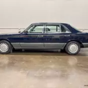 1987 Mercedes-Benz 560 Series 560SEL Dark Blue  8 Cylinder Engine 41,8