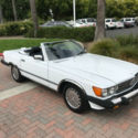 1987 MERCEDES BENZ 560 SL. 101K MILES. NICE CONDITION CAR. RUNS AND DRIVES WELL.