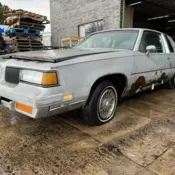 1987 OLDSMOBILE CUTLASS SUPREME CLEAN TITLE V8 PARTS CAR OLDS - WE SHIP !