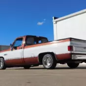 1987 Sierra long bed, 5.0 v8, auto, cold air