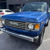 1987 Toyota Land Cruiser FJ60 4 speed USED CLASSIC CAR IN VERY GOOD CONDITION
