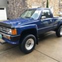 1987 Toyota Pickup 4x4 5 speed 22r