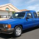 1987 Toyota pickup custom cab 22r air condition trd
