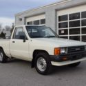 1987 Toyota Pickup Truck 22R 93k miles