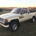 1988 4WD SR5 Xtra Cab Toyota Pickup, 5 Speed, 22RE 4Cyl